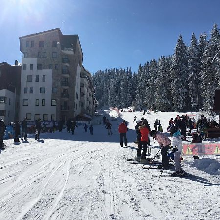 Stenata Huge Ski To Door Apartment بامبوروفو المظهر الخارجي الصورة