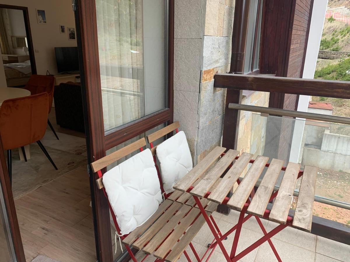Stenata Huge Ski To Door Apartment بامبوروفو المظهر الخارجي الصورة