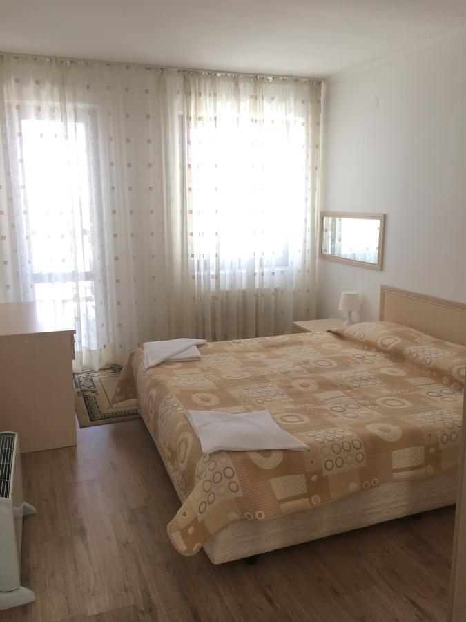Stenata Huge Ski To Door Apartment بامبوروفو المظهر الخارجي الصورة