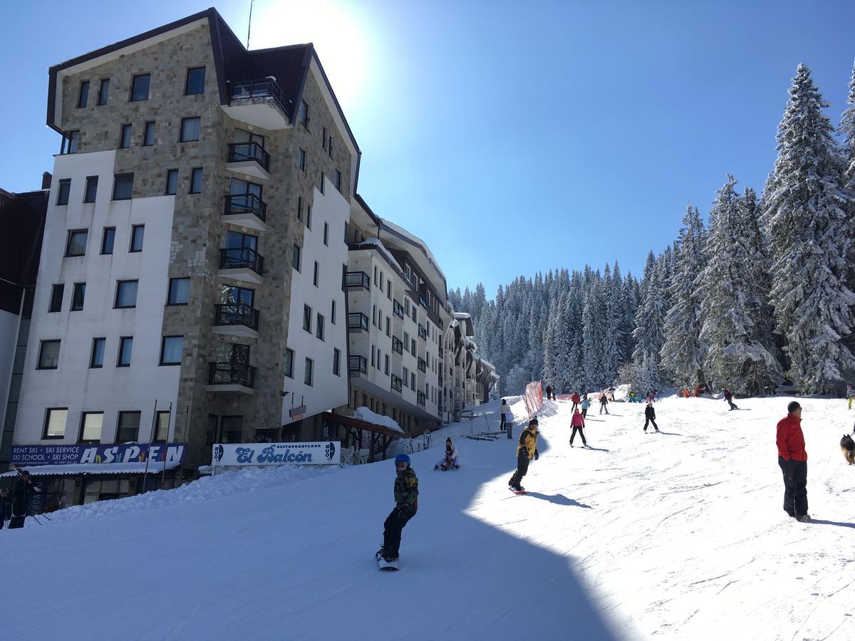 Stenata Huge Ski To Door Apartment بامبوروفو المظهر الخارجي الصورة